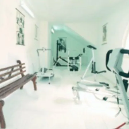 Aegean فندق 2*