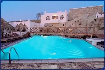 Aegean فندق 2*